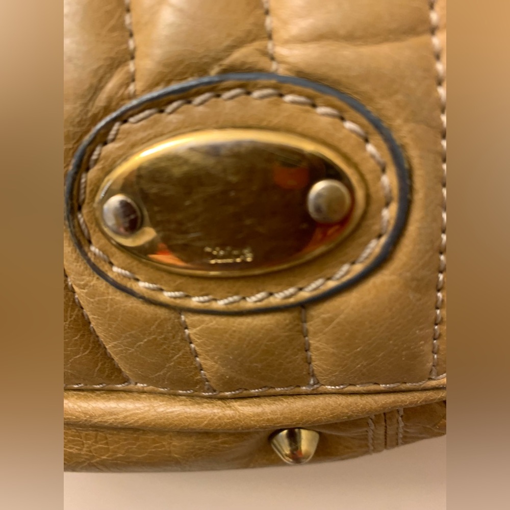 Chloe Quilted Women's Bag - Picture 2 of 10